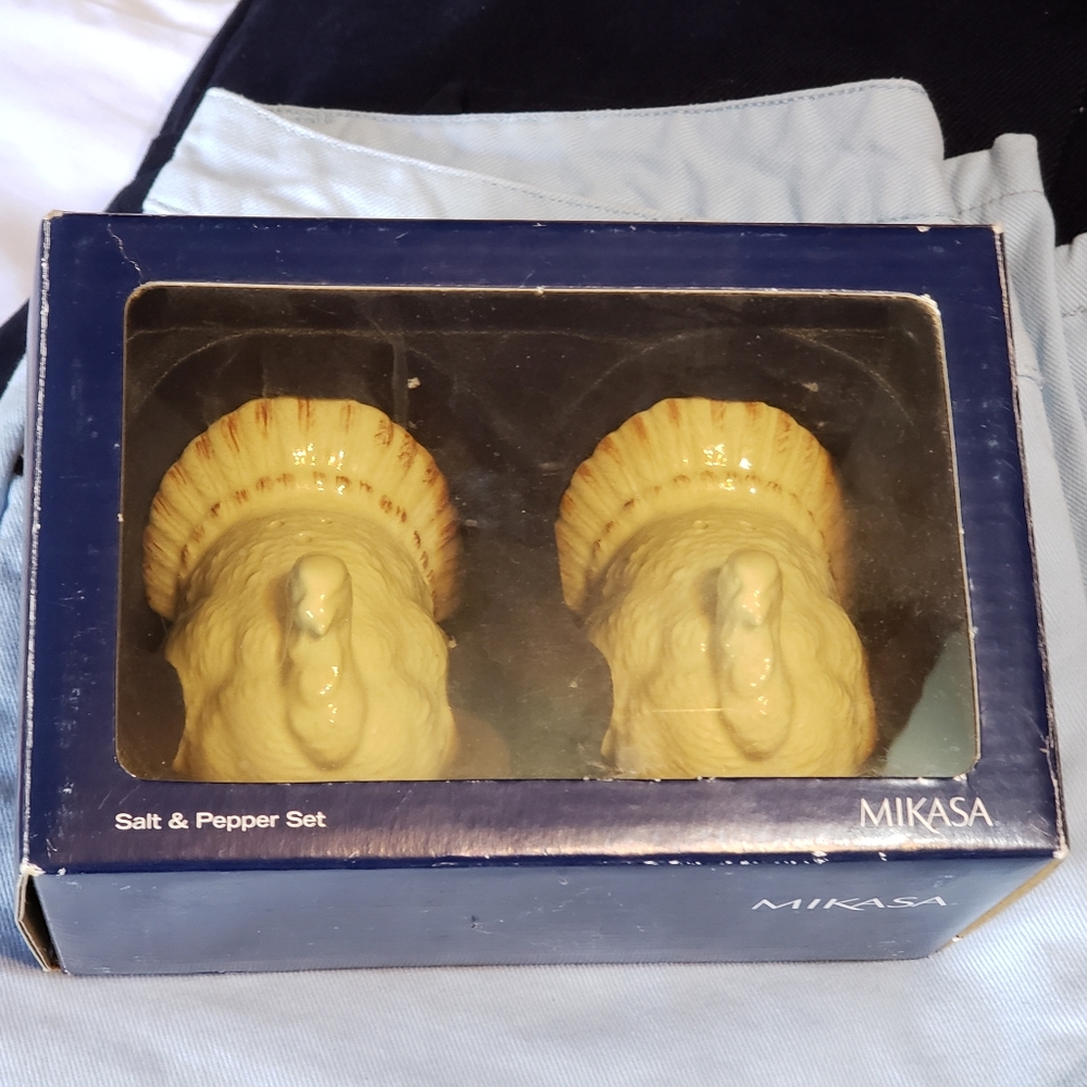 Turkey shakers Thanksgiving mikasa NEW - Picture 2 of 4